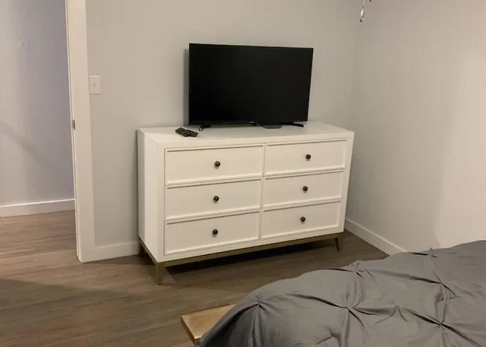 Holiday home Pet Friendly 4br With Pool Table Near Expo Square And Route 66 Tulsa