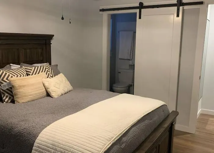 Pet Friendly 4br With Pool Table Near Expo Square And Route 66 * Tulsa