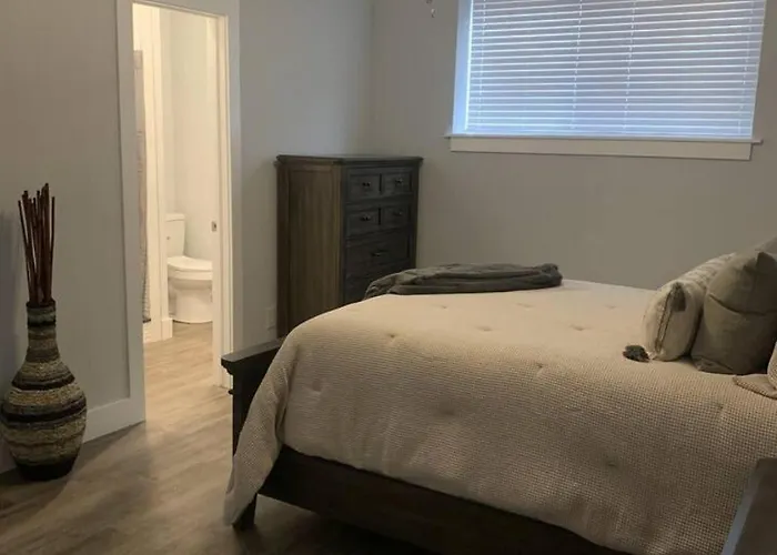 Pet Friendly 4br With Pool Table Near Expo Square And Route 66 Holiday home
